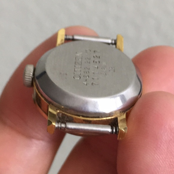 🖤Citizen wind-up small watch